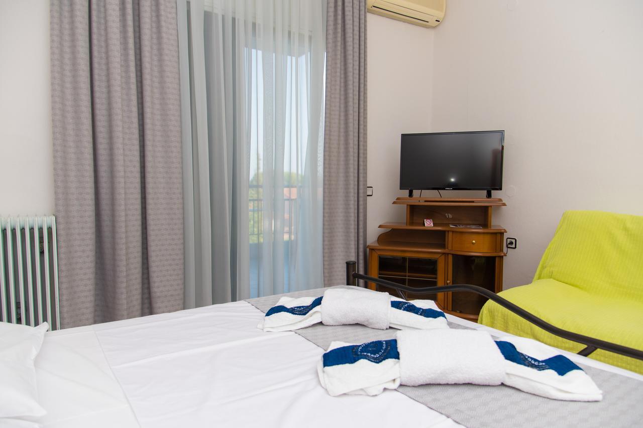 Athina Resort Аспровалта Екстериор снимка